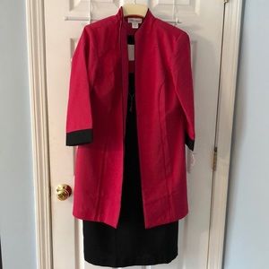 2-piece easy dressing goes from day to night. Elegant Pink & Black/White combo